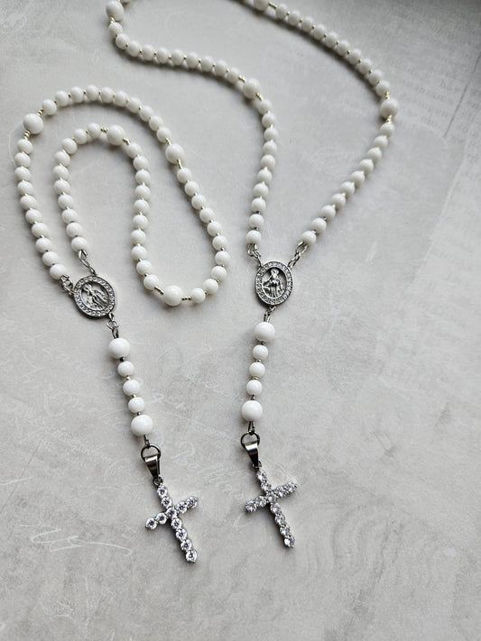 Rožančius iš onikso akmenukų su sidabro sp. detalėmis (TMROŽ7)